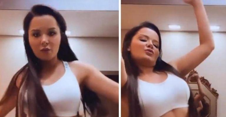 Só de top, Maraisa rebola em frente às câmeras e exibe barriga trincada