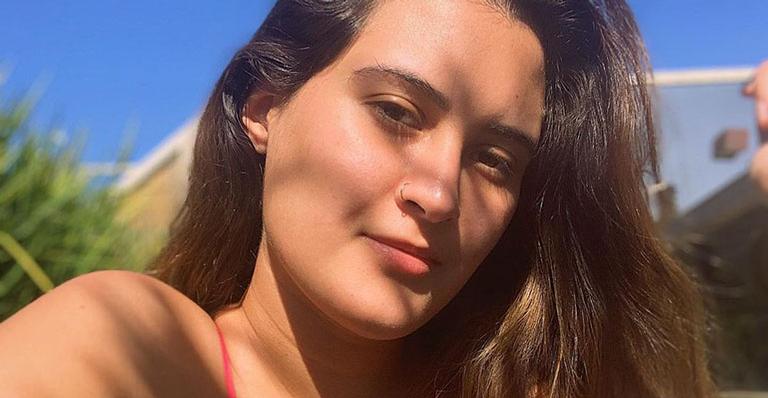 Filha de Fátima Bernardes posa de biquíni na mansão da mãe e esbanja beleza: “Poderosa”