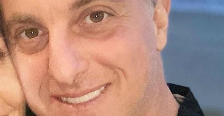 Luciano Huck dá abraço em Angélica e celebra aniversário com declaração apaixonante: “Te amo ao infinito e além”