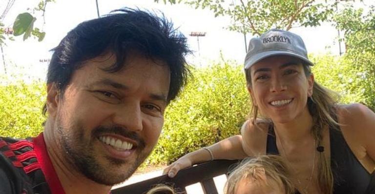 Patrícia Abravanel leva os filhos para passeio especial e beleza de Senor impressiona: ”Um príncipe”