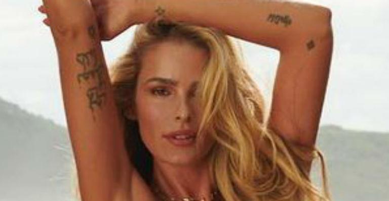 Yasmin Brunet abusa da sensualidade ao posar deslumbrante com biquíni cavadíssimo: “Só pode ser uma escultura”