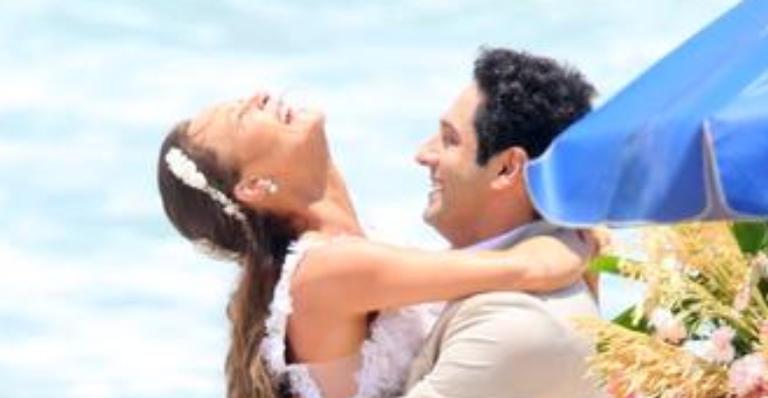Final inédito! Mariana Ximenes e João Baldasserini gravam cenas de casamento para Haja Coração