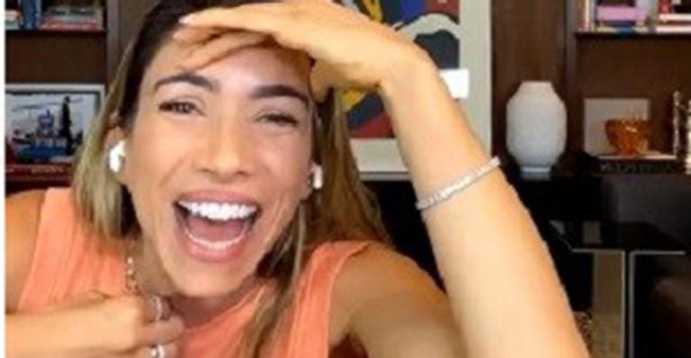 Patrícia Abravanel ganha presente picante de sexóloga cristã: “Meu marido vai me matar”