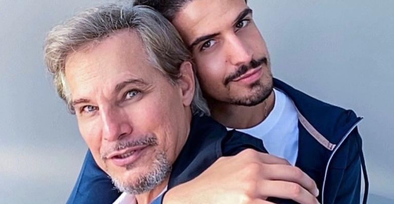 Enzo Celulari explode o fofurômetro ao relembrar foto de infância com o pai: “Momentos eternos”