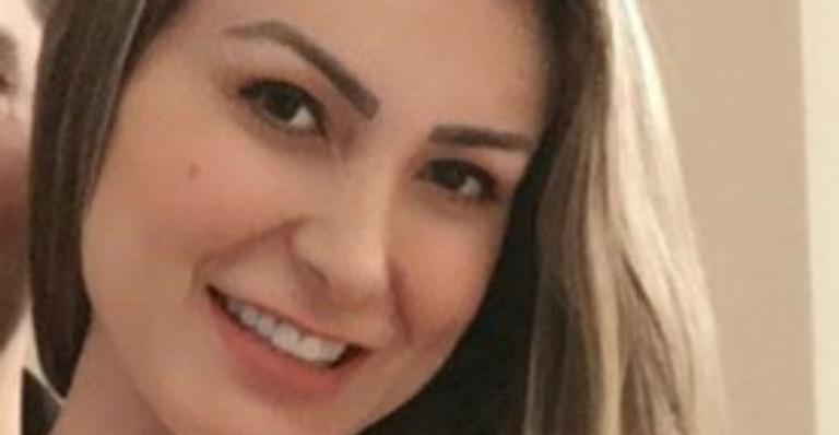 Apaixonada, Andressa Urach publica um dos primeiros cliques com o noivo e faz declaração: “Te esperando”