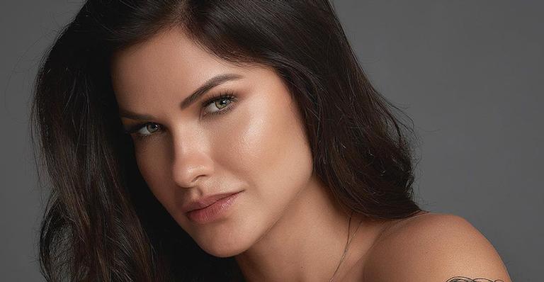 Nua? Moreníssima, Andressa Suita publica clique ousado e tatuagem aparece: “Quem perdeu que lute”