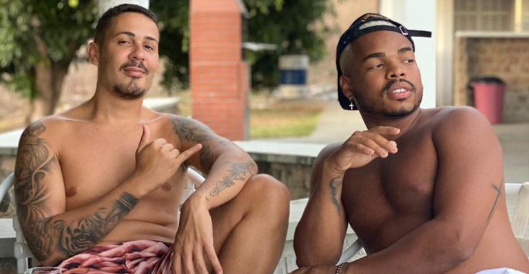 Carlinhos Maia e Cristian Bell curtem dia de folga em Alagoas no meio da semana: “Blogueiro cria o feriado”