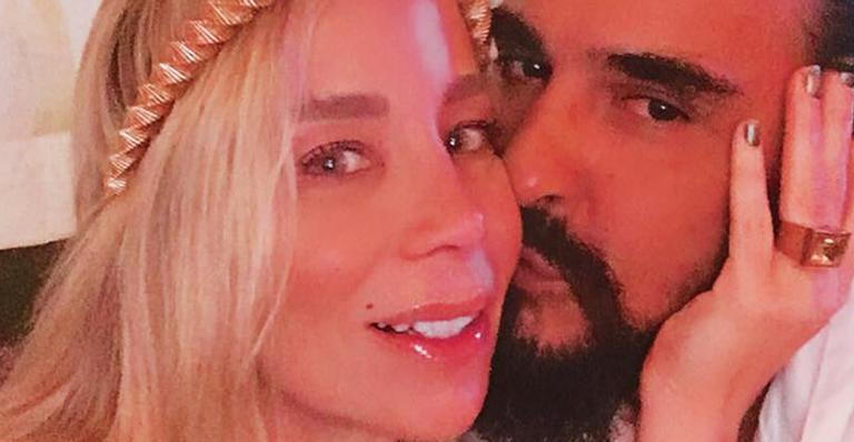 Danielle Winits e André Gonçalves revelam que usam máscara até em casa: “Estamos nesse nível”