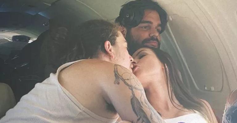 Amigo de Whindersson Nunes ‘segura vela’ para humorista durante viagem em jatinho
