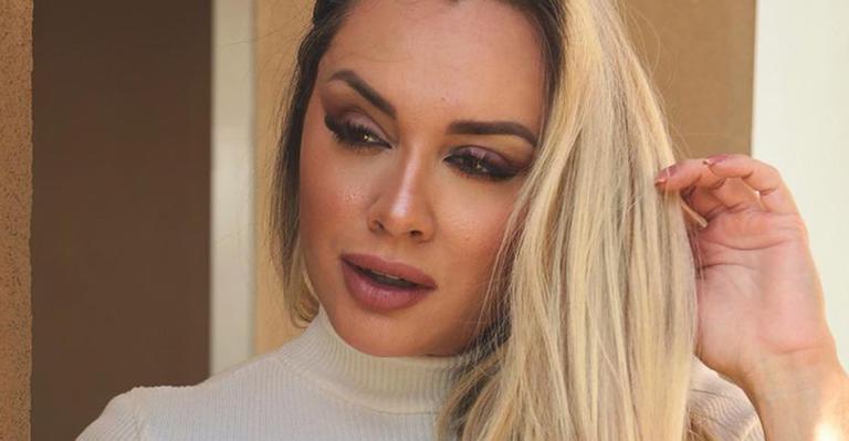 Juju Salimeni divulga foto chocante após queda de cabelo causada por depressão: “Perdi toda a parte de cima”