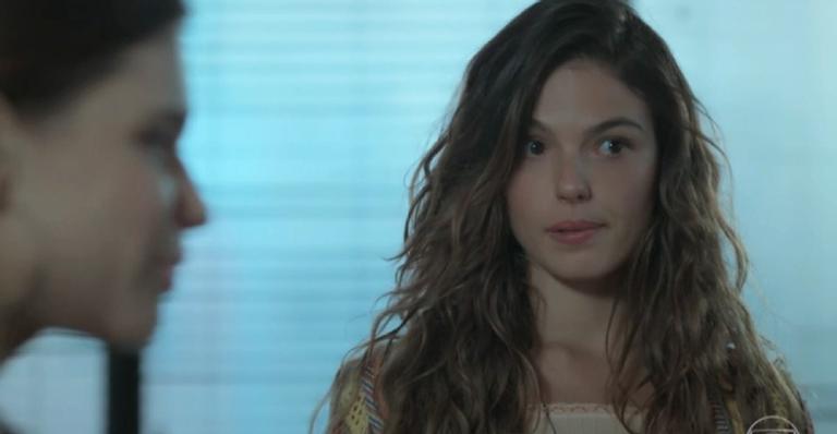 A Força do Querer: Ritinha diz umas verdades na cara de Cibele ao encontrá-la na empresa de Ruy