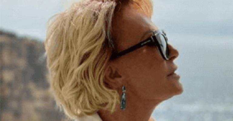 Aos 71 anos, Ana Maria Braga impressiona ao aparecer de maiô exibindo corpo sequinho: “Sem preocupações”