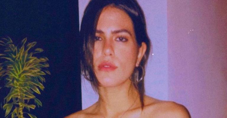 Filha de Glória Pires, Antônia Morais aposta em top sem alça e seguidores apontam: “Parece a Cleo”