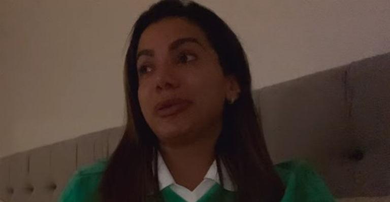 Anitta chora ao contar que foi vítima de estupro: “Fiquei olhando pra cama cheia de sangue”
