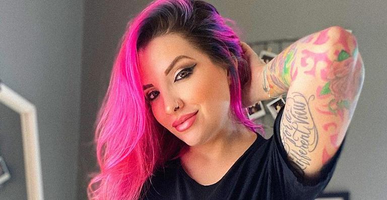 Ex-BBB Clara Aguilar faz apelo para Boninho liberar cena de sexo ‘secreta’ no BBB14: “Libera os 33 minutos”