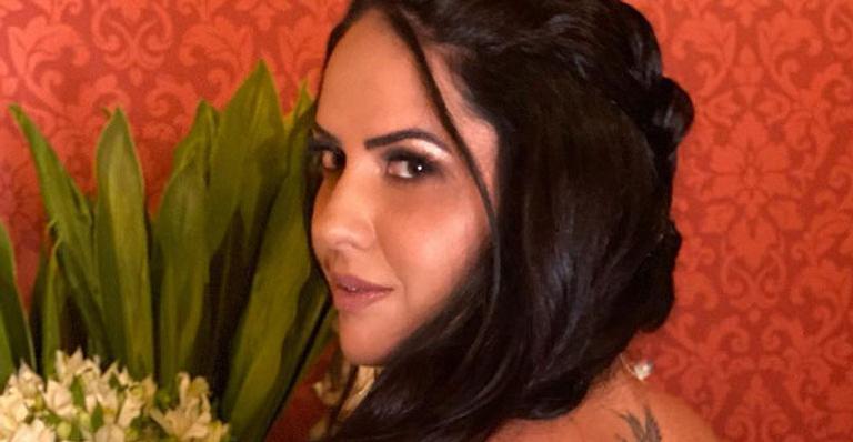 Com as costas nuas, noiva de Zezé di Camargo deixa tatuagem totalmente de fora: “Eternizar o meu amor”