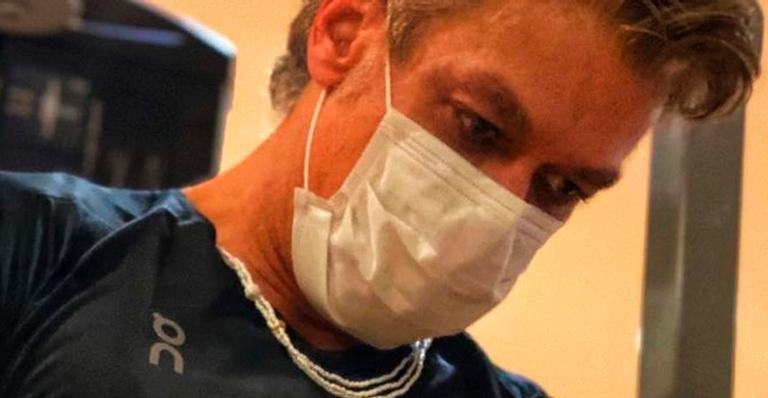 Aos 49 anos, Fábio Assunção pega firme na malhação e exibe corpo musculoso: “Eterno galã”