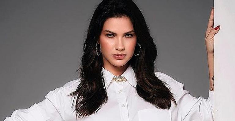 Ex de Gusttavo Lima, Andressa Suita exibe pernões com camisão desabotoado: “Musa”