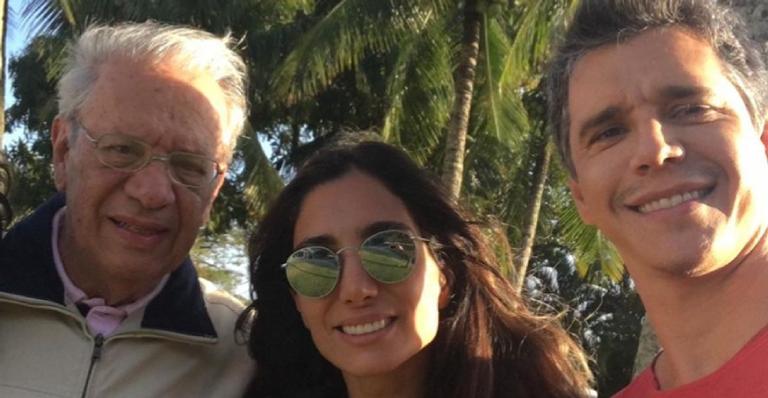 Esposa de Marcio Garcia emociona fãs ao despedir-se do sogro, vítima da Covid-19: ”Te amamos para sempre”