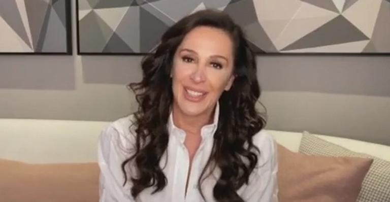 Claudia Raia relembra problema de saúde e garante que Jô Soares salvou sua vida: “Podia ter perdido a perna”
