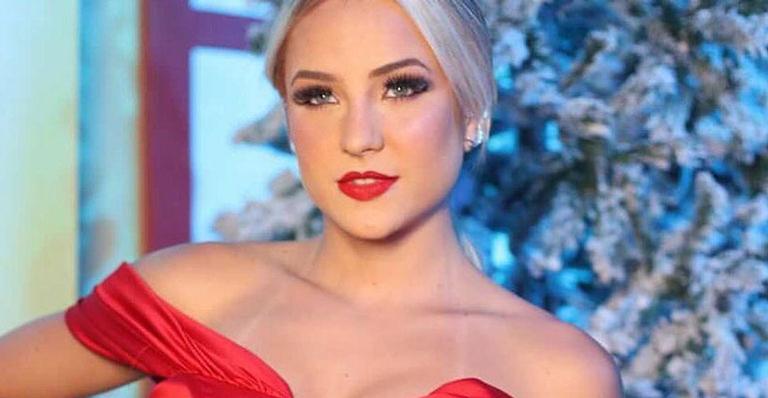 Gabi Martins elege vestido com decote generoso para festa que gerou polêmica: “Perfeição existe”