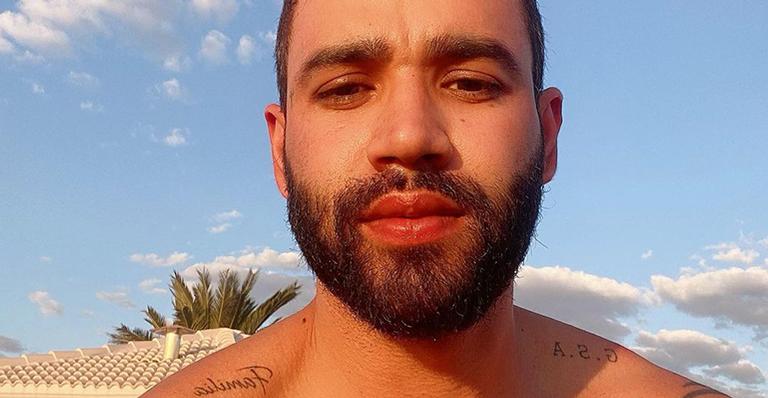 Gusttavo Lima emociona a web ao fazer homenagem de 5 anos da morte da mãe: “Pior dia do ano”