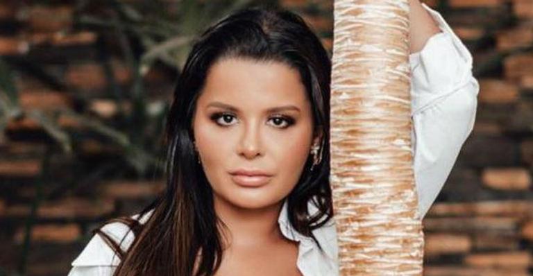 Maraisa publica cliques atrevidos de biquíni e barriga negativa causa impacto: “Que corpo é esse?”
