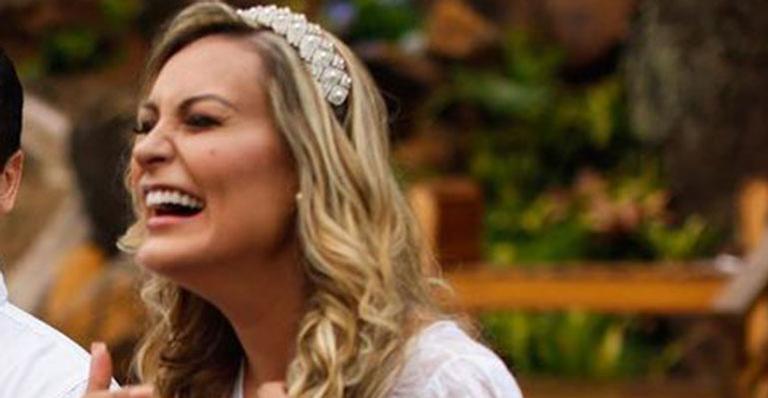 Álbum de casamento: Andressa Urach mostra fotos inéditas de celebração singela