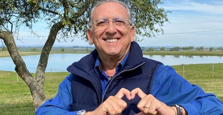 Fofura! Galvão Bueno comemora aniversário da neta com foto raríssima: “Vovô te ama”