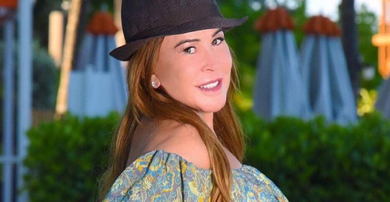 Poderosa, Zilu Camargo abusa de decote e revela corpão sarado aos 62 anos: “Cada dia mais bonita”