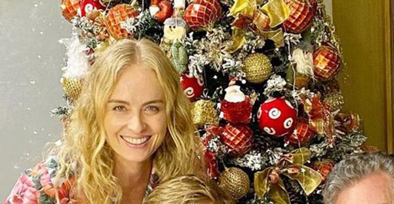 Luciano Huck e Angélica reúnem os três filhos após ceia de Natal simples em sua mansão: “Muito amor”