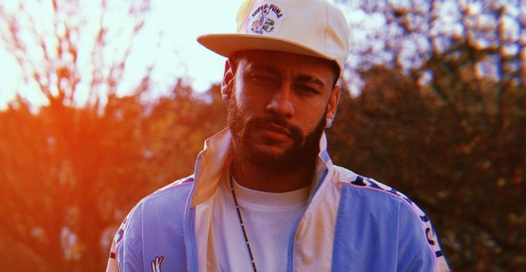 Neymar manda jatinho particular buscar convidadas para festa de Réveillon, diz colunista