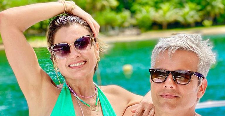 Aos 46 anos, Flávia Alessandra elege biquíni asa delta em iate ao lado do marido: “Agindo naturalmente”