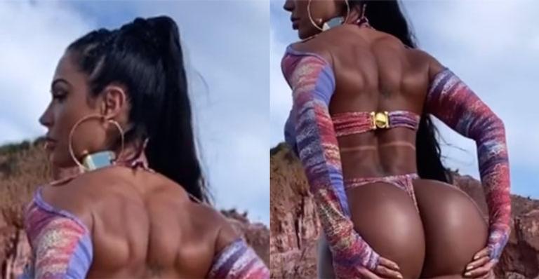 Gracyanne Barbosa segura o bumbum durinho nos bastidores de ensaio de biquíni fio-dental: “Primeiro do ano”