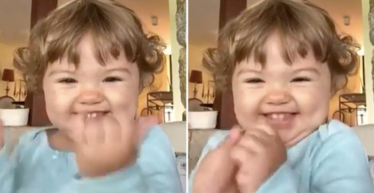 Alerta fofura! Tatá Werneck flagra sorrisão de Clara Maria e encanta fãs nas redes: “Minha vida”