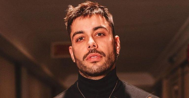 Será? Ex de Anitta é flagrado agarradinho com influenciadora e web aponta novo casal