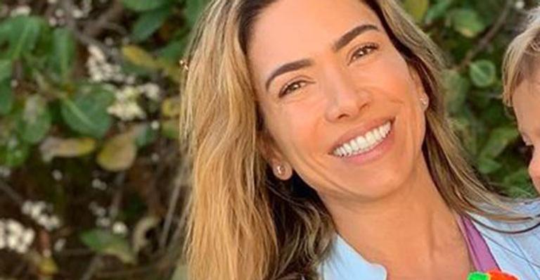 Patrícia Abravanel posa com Senor nos braços e beleza do pequeno rouba a cena: “Um príncipe”