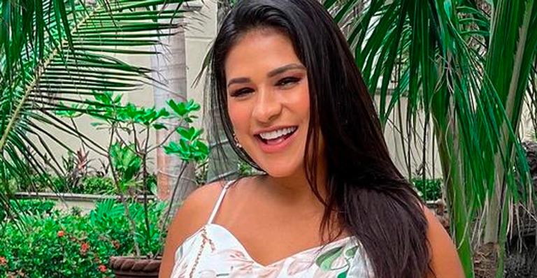 São gêmeas? Prestes a dar à luz, Simone exibe barrigão estourando e se derrete: “Minha bolinha”