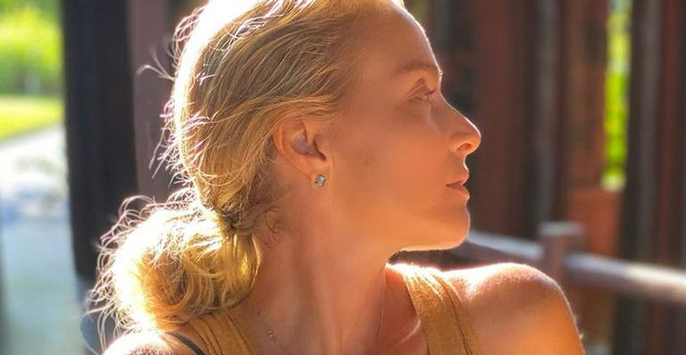 Aos 47 anos, Angélica posa ao natural, exibe decote generoso e ganha elogios dos fãs: “Iluminada”