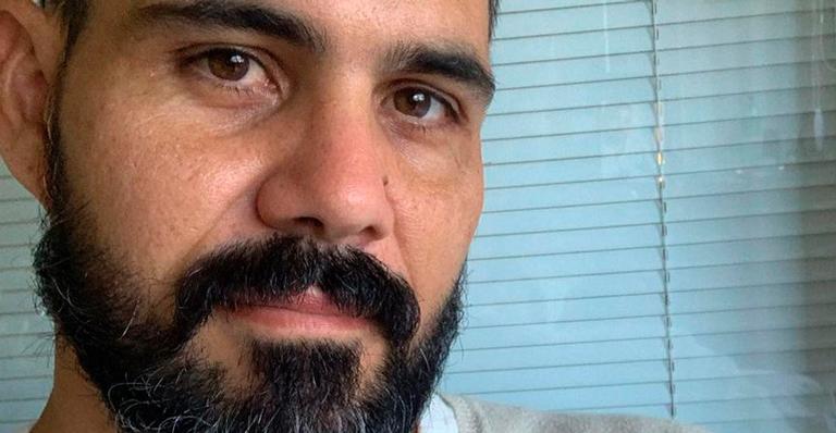 Nasceu! Juliano Cazarré anuncia chegada de Maria Madalena e mostra rostinho: “A vida quer viver”