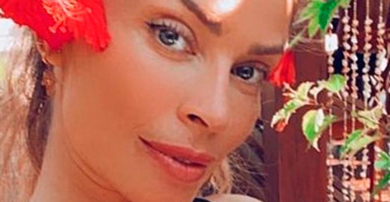 Grazi Massafera rouba a cena em cenário paradisíaco com biquíni mínimo: “Uma deusa”