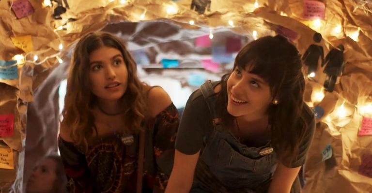 Últimos capítulos de ‘Malhação- Viva a Diferença’: Lica e Samantha se beijam em ‘caverna’