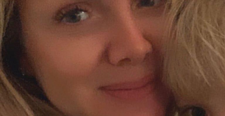 Eliana posa agarradinha com a filha caçula em clique e momento emociona fãs: “O paraíso”