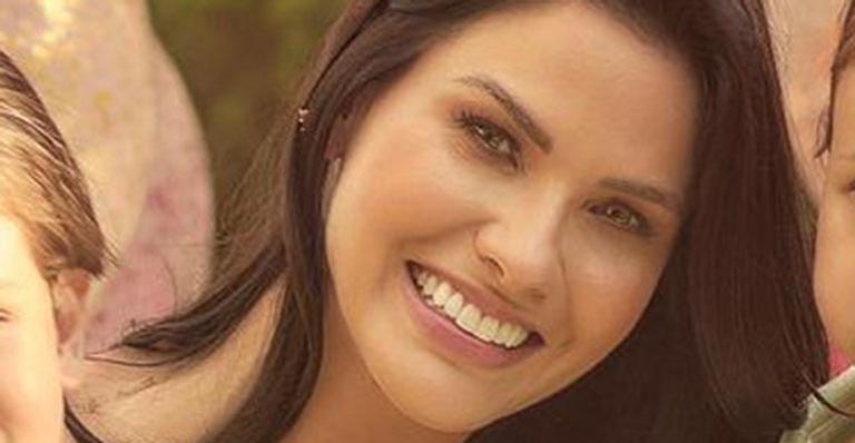 Andressa Suita reúne os filhos em momento de carinho após aniversário simples em casa: “Estão parecendo gêmeos”