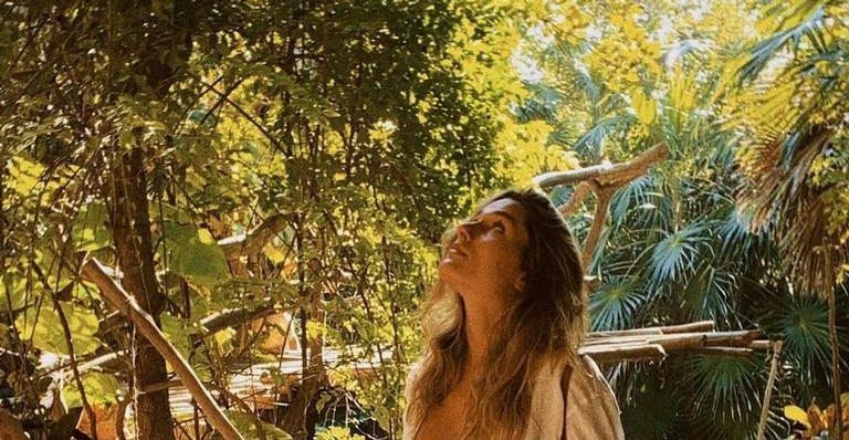 Sasha Menghel surge lindíssima em cenário exuberante e beleza rouba a cena: “Mais gata do mundo”