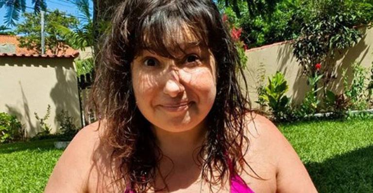 Mariana Xavier desabafa após fãs criticarem sua barriga em publicação ao lado do namorado: “Virou assunto”