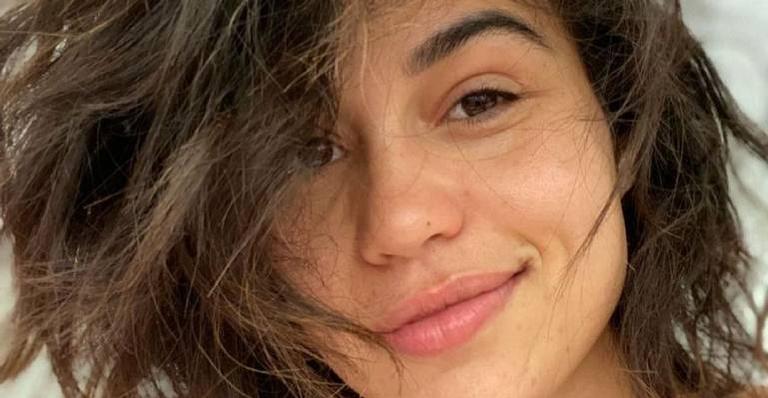 Nanda Costa relembra quando revelou a sexualidade para a família: “Achou que era uma fase”