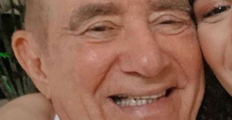 Feliz da vida, Renato Aragão publica linda foto com a filha caçula, Livian Aragão: “Minha princesa”
