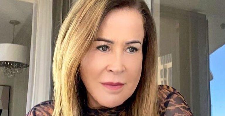 Zilu Camargo esclarece motivo de ainda manter o sobrenome do ex-marido, Zezé Di Camargo: “Foi um pedido”