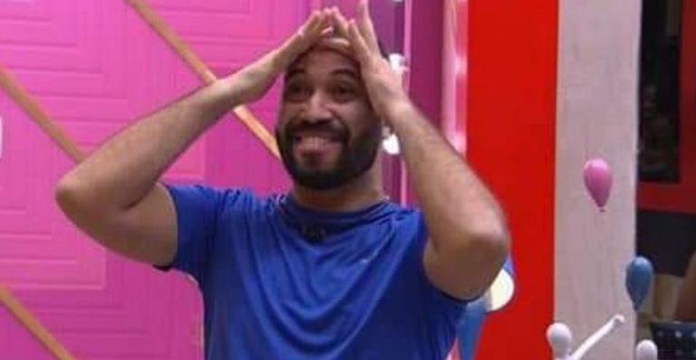 BBB21: Gay e em busca de um namorado, Gilberto só namorou mulheres: “Querendo muito”
